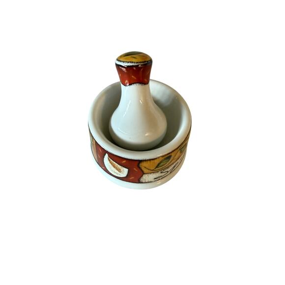 MSC International Inc. Jo!e Spice Mortar And Pestle - Manual Food Spice Grinder - Picture 6 of 13